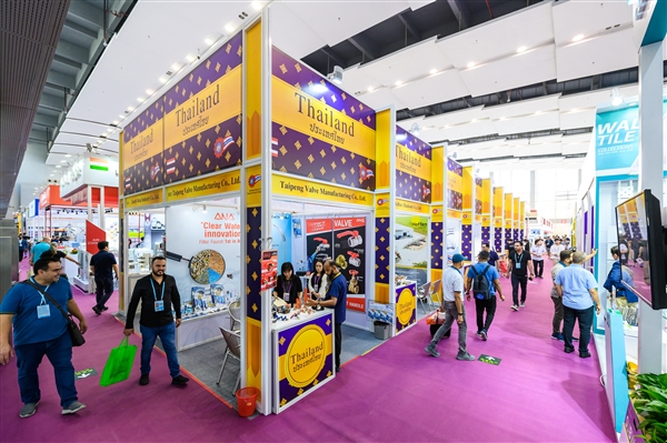 Khu vực gian hàng tại hội chợ Canton Fair