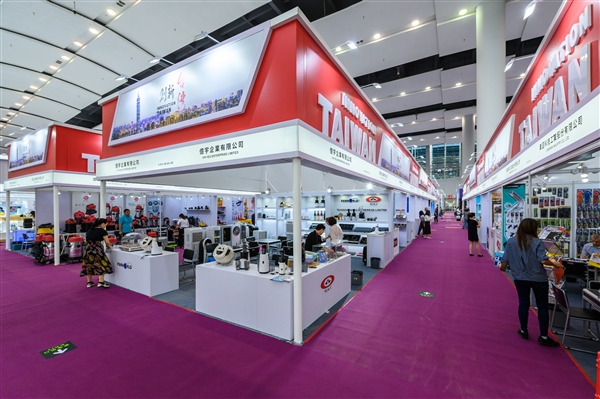 Doanh nghiệp tham quan hội chợ Canton Fair Quảng Châu